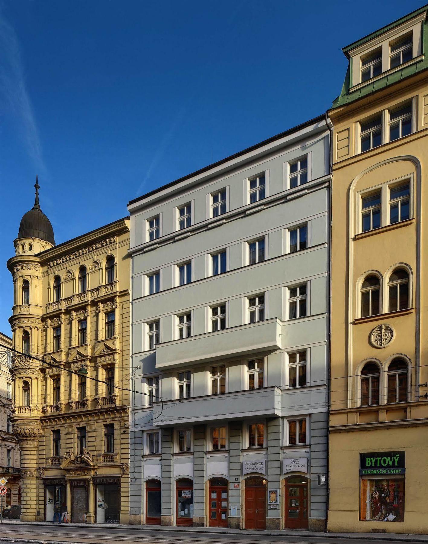 Salvator Superior * Praag